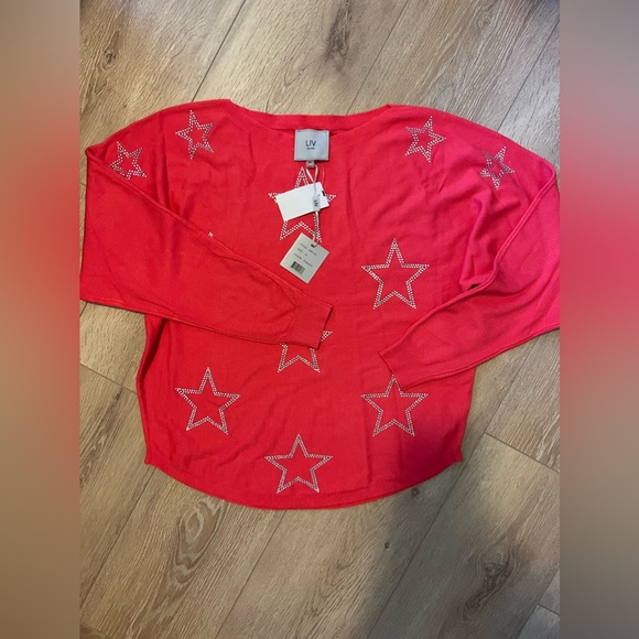 Cute NEW sweatshirt! - Picture 1 of 1